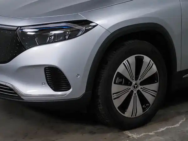 MERCEDES-BENZ EQA 250+ (4/15)