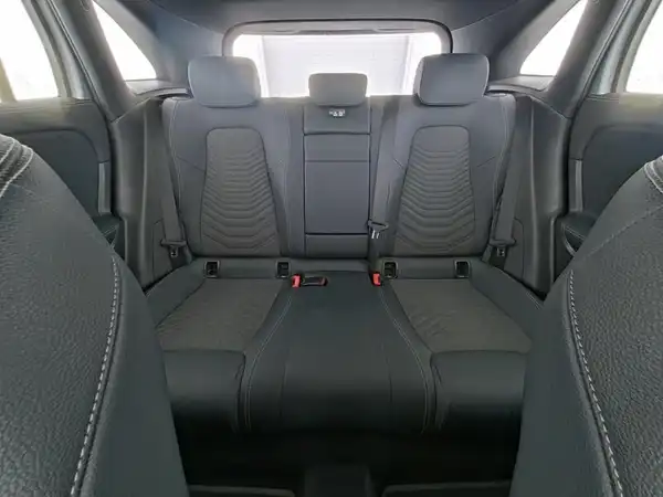 MERCEDES-BENZ EQA 300 (9/13)