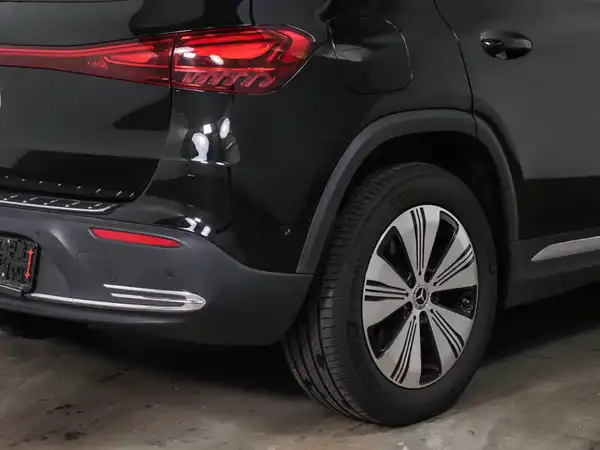 MERCEDES-BENZ EQA 250+ (5/14)