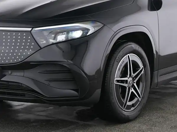 MERCEDES-BENZ EQA 250+ (4/14)