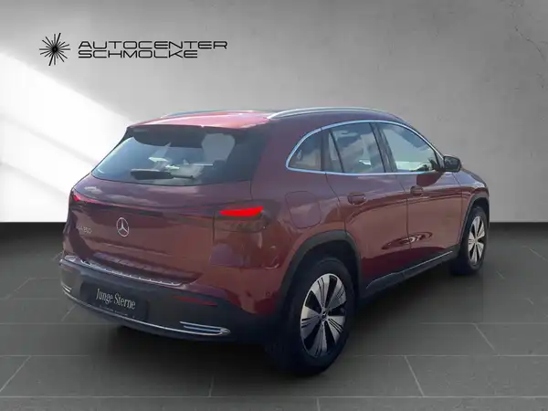 MERCEDES-BENZ EQA 250+ (6/15)