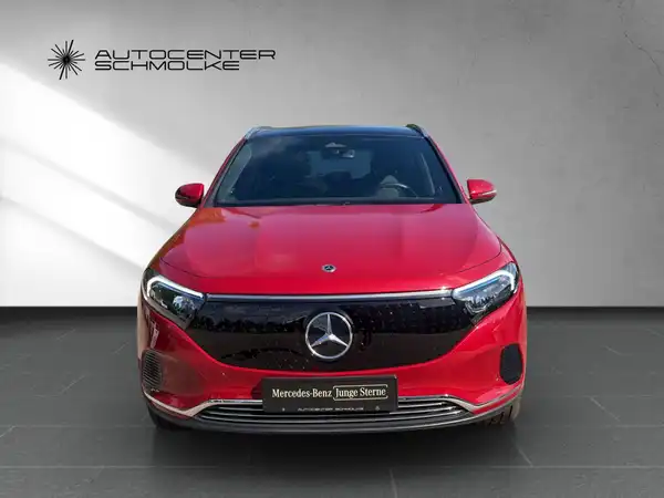 MERCEDES-BENZ EQA 250+ (9/15)
