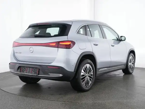 MERCEDES-BENZ EQA 250+ (3/14)