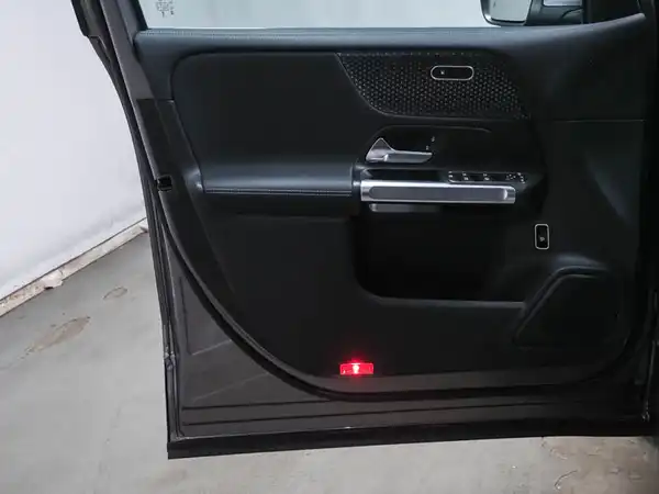 MERCEDES-BENZ EQB 250+ (11/14)