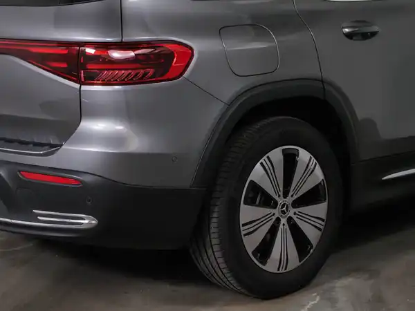 MERCEDES-BENZ EQB 250+ (5/14)