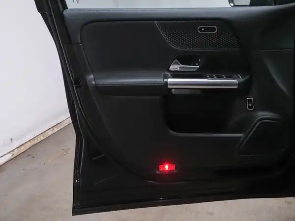 MERCEDES-BENZ GLA 180 (11/14)