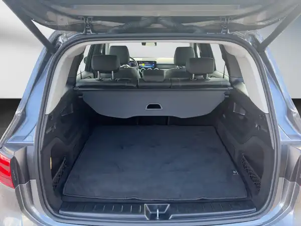 MERCEDES-BENZ GLB 200 (12/15)