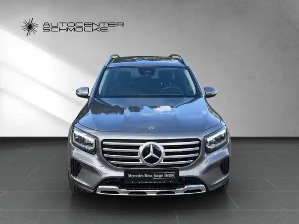 MERCEDES-BENZ GLB 200 (9/15)