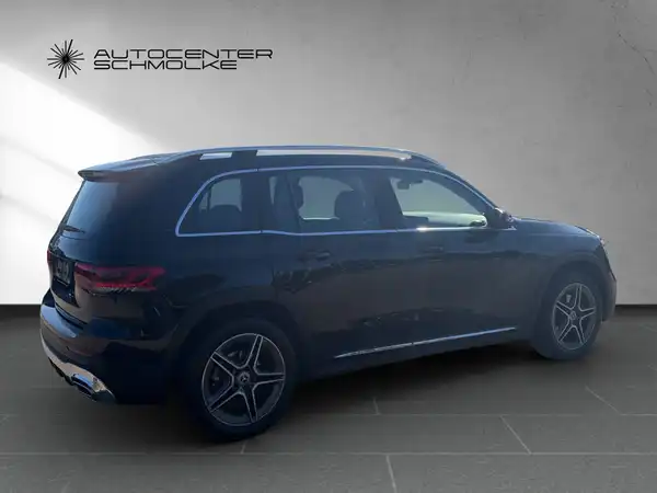 MERCEDES-BENZ GLB 200 (6/15)