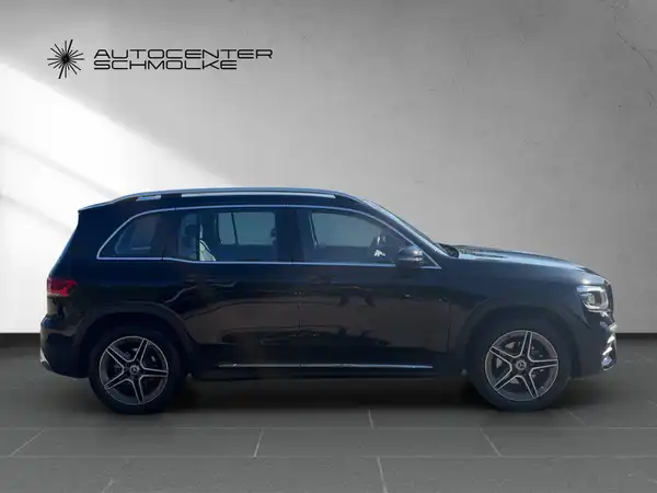 MERCEDES-BENZ GLB 200 (7/15)