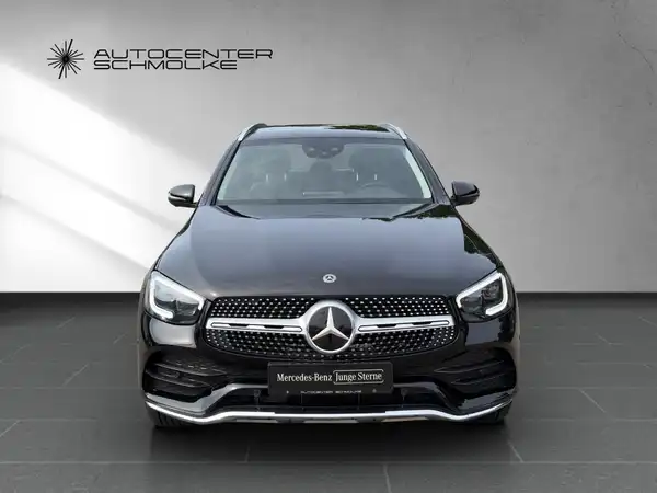 MERCEDES-BENZ GLC 300 d (9/15)