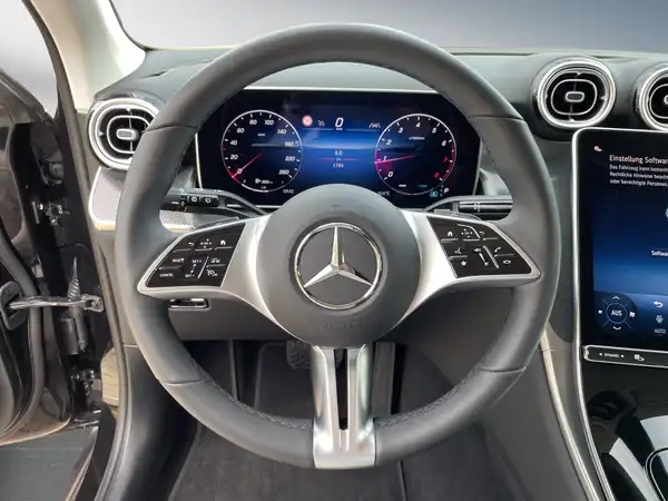 MERCEDES-BENZ GLC 200 (11/15)