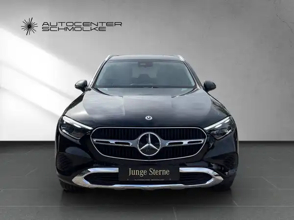 MERCEDES-BENZ GLC 200 (9/15)