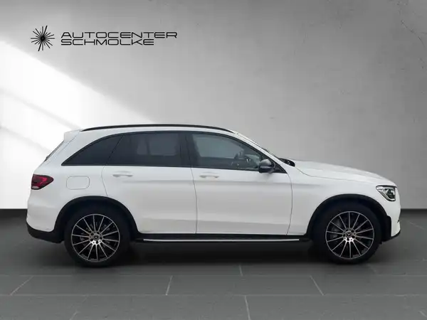 MERCEDES-BENZ GLC 220 d (7/15)