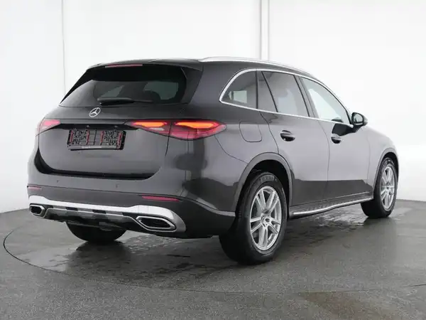 MERCEDES-BENZ GLC 220 d (3/13)