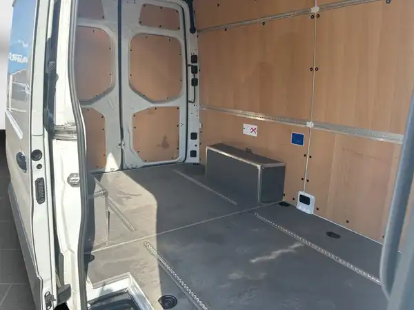 MERCEDES-BENZ SPRINTER (11/15)