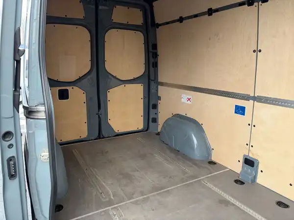 MERCEDES-BENZ E-SPRINTER 312 (11/15)