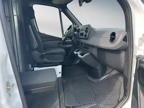 MERCEDES-BENZ SPRINTER (12/15)