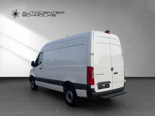 MERCEDES-BENZ SPRINTER (4/15)