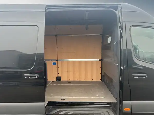 MERCEDES-BENZ SPRINTER (10/15)