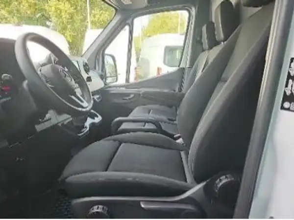 MERCEDES-BENZ Sprinter 317 (4/10)