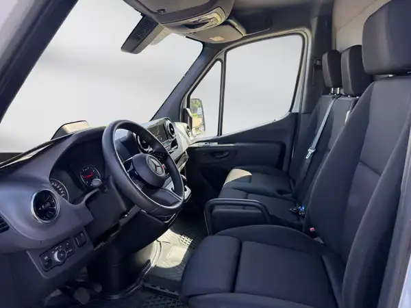 MERCEDES-BENZ Sprinter 317 (9/15)