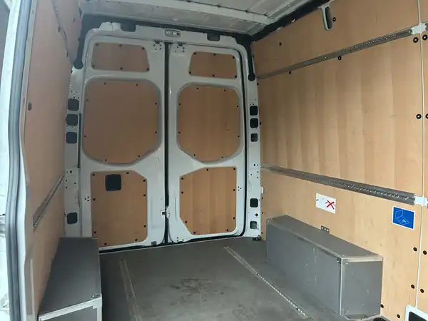MERCEDES-BENZ SPRINTER (6/15)