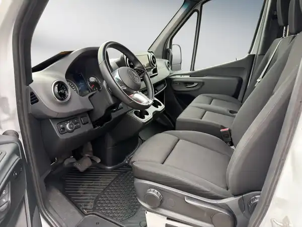 MERCEDES-BENZ Sprinter 317 (10/15)