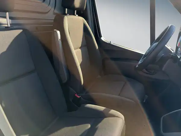 MERCEDES-BENZ E-SPRINTER 312 (9/15)