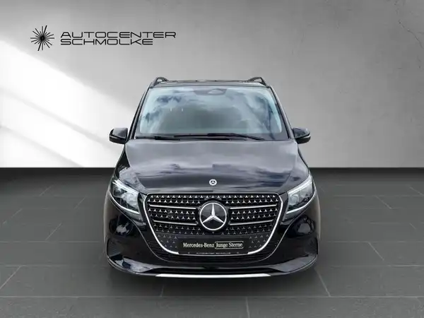 MERCEDES-BENZ V 220 (9/15)