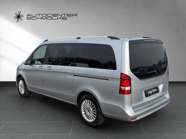 MERCEDES-BENZ V 220 (4/15)