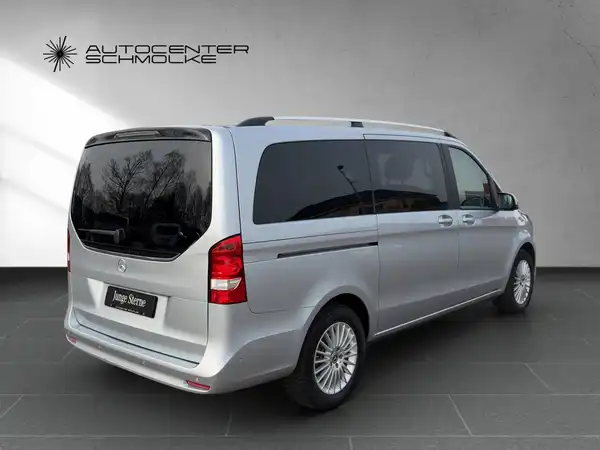 MERCEDES-BENZ V 220 (6/15)