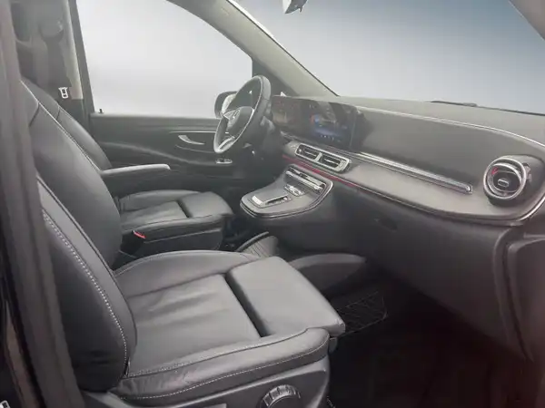 MERCEDES-BENZ V 300 d (10/15)