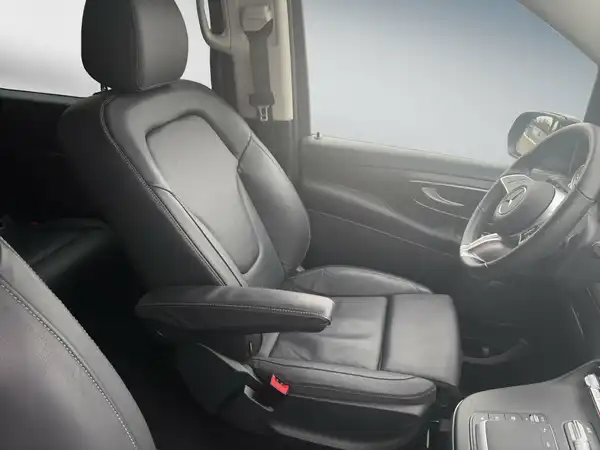 MERCEDES-BENZ V 300 d (11/15)