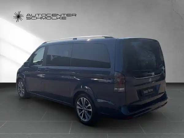 MERCEDES-BENZ V 220 (4/15)