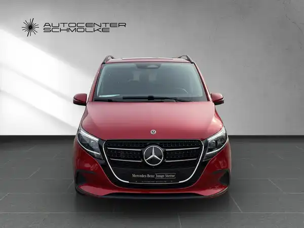 MERCEDES-BENZ V 220 (9/15)