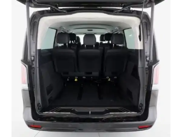 MERCEDES-BENZ V 300 d (8/13)