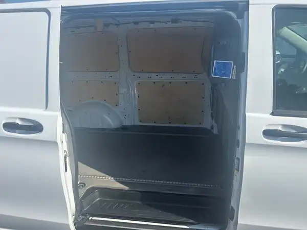 MERCEDES-BENZ VITO (11/15)