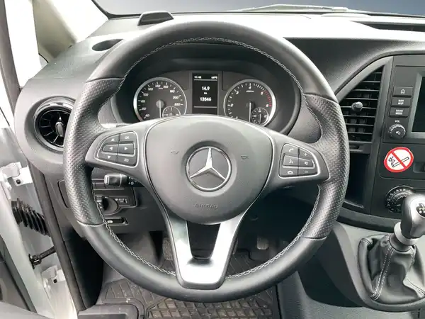 MERCEDES-BENZ VITO (11/15)