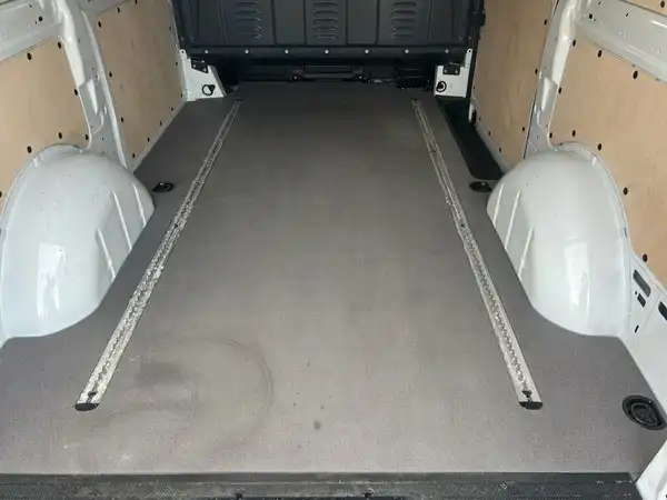 MERCEDES-BENZ VITO (11/15)