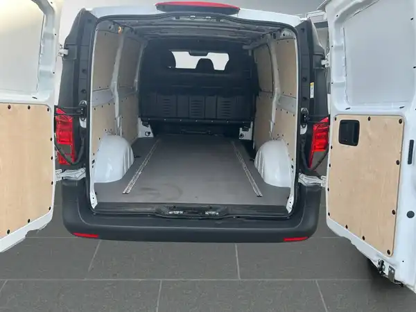 MERCEDES-BENZ VITO (10/15)