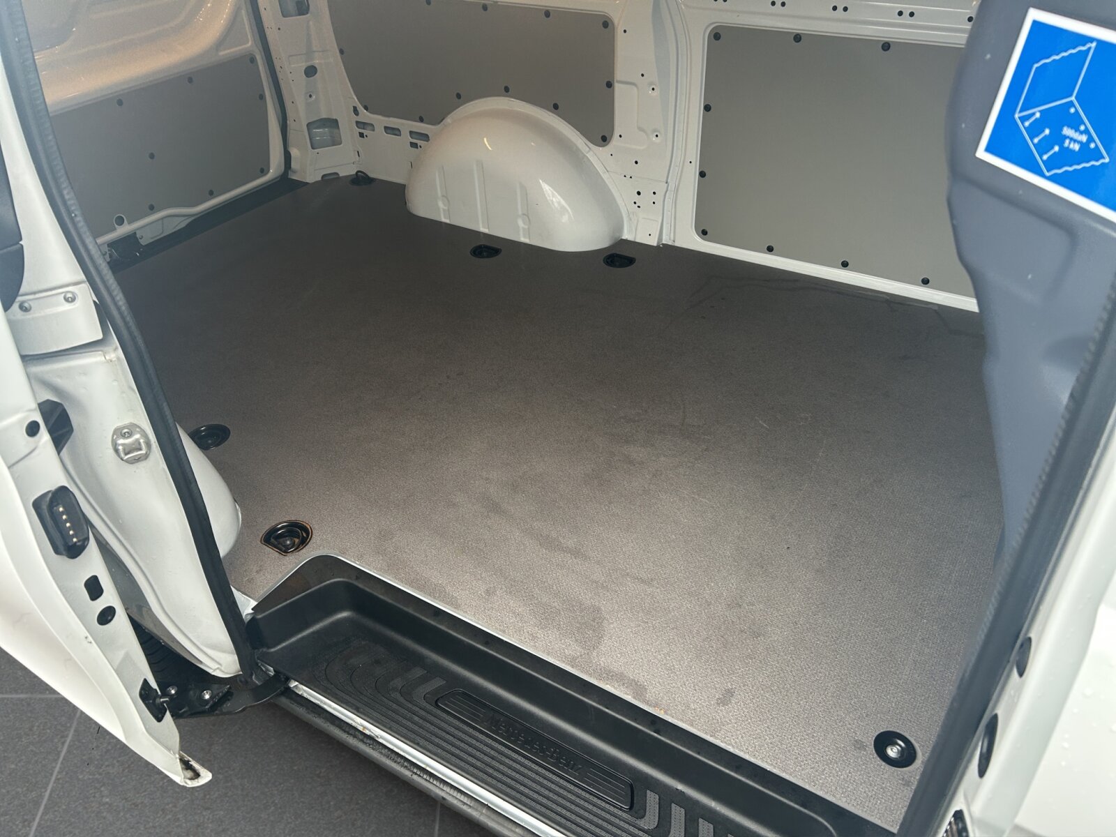 MERCEDES-BENZ VITO (12/15)