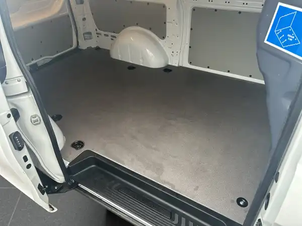MERCEDES-BENZ VITO (8/15)