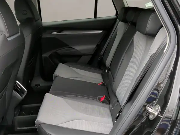 ŠKODA ENYAQ (12/15)