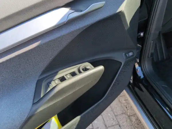 ŠKODA ENYAQ (12/15)