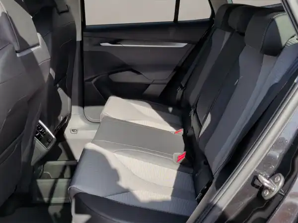 ŠKODA ENYAQ (12/15)