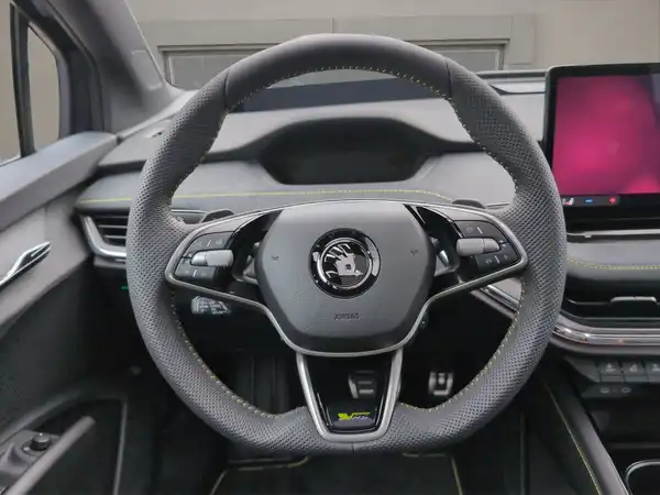 ŠKODA ENYAQ COUPÉ  (10/15)