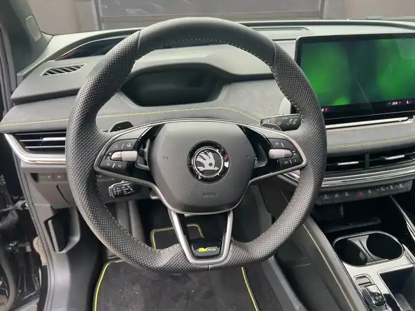 ŠKODA ENYAQ COUPÉ  (10/15)