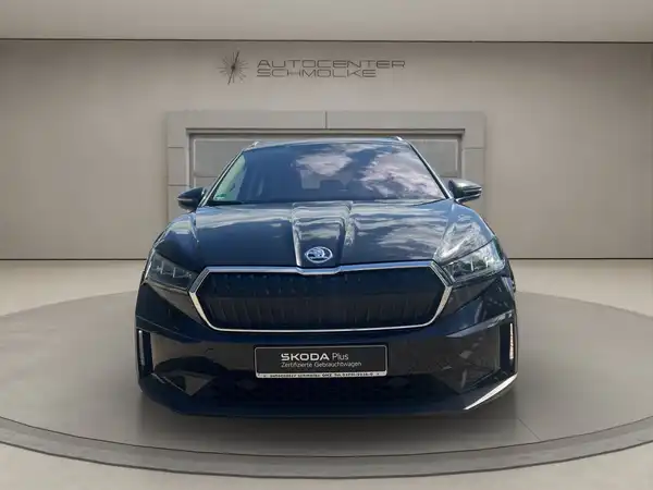 ŠKODA ENYAQ iV 60 (2/15)