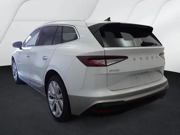 ŠKODA ENYAQ (2/11)
